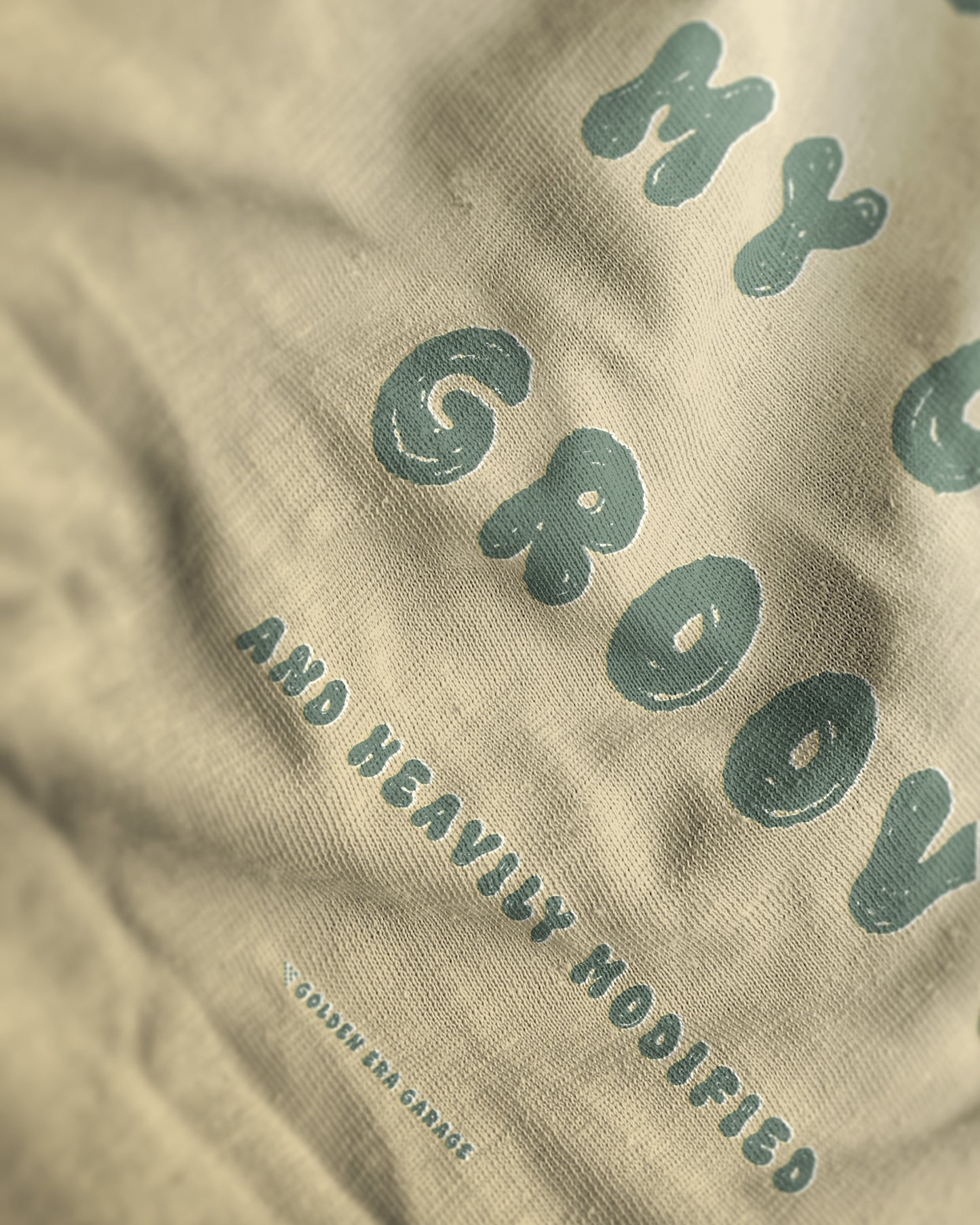 Groovy cars T-shirt, sand