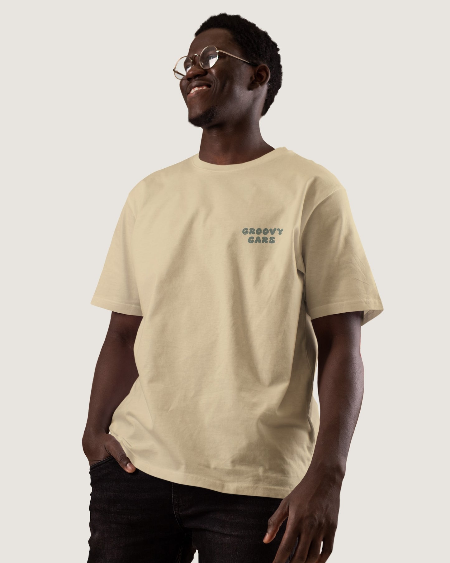Groovy cars T-shirt, sand